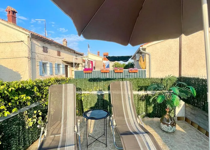 Apartment Mila With Jacuzzi Spa